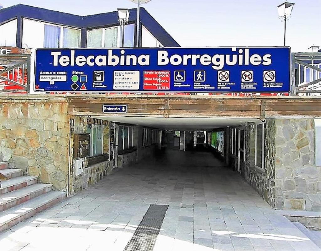 סיירה נבדה Todosierranevada Zona Baja - Edificio Alhambra - Junto A Los Telecabinas מראה חיצוני תמונה